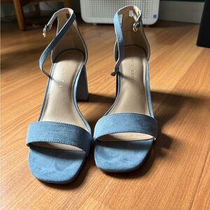 Light Blue Heels - 7.5